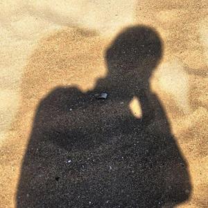 能看到女生光着身子的软件
